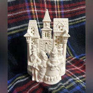 Partylite Village Carollers Candle Holder